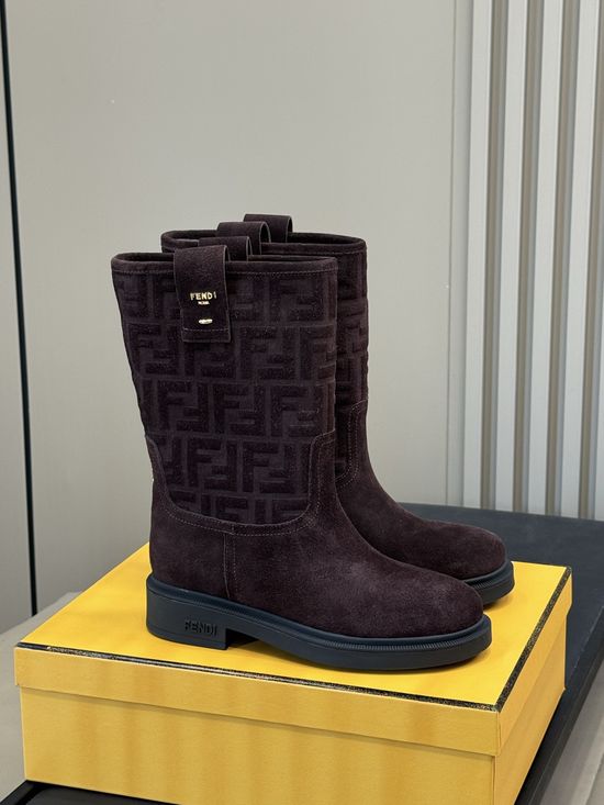 Fendi Suede Knee High Boots Soft Leather Comfortable Elegant
