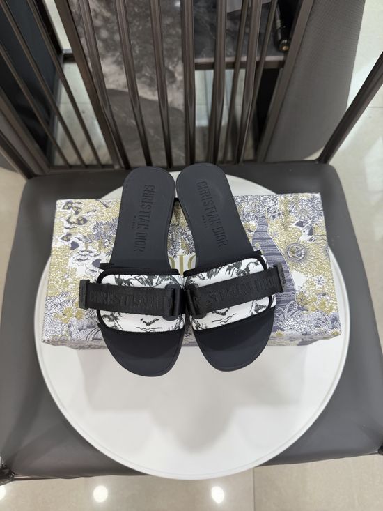 Christian Dior Embroidered Face Pattern Hook Loop Beach Slides