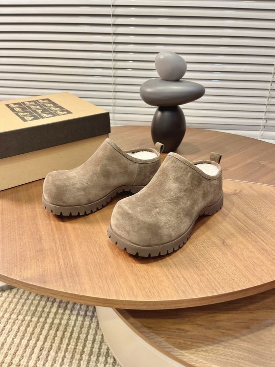 Gucci Warm Wool Lined Platform Slippers Comfortable Non Slip