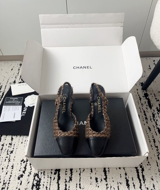 Chanel Luxury Leather Hollow Out Dress Pumps with Metal Buckle
