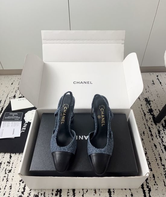 Chanel Luxury Leather Hollow Out Dress Pumps with Metal Buckle