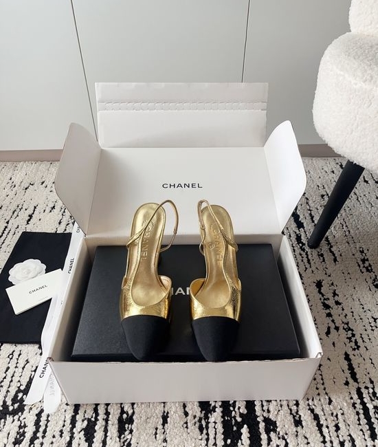 Chanel Luxury Leather Hollow Out Dress Pumps with Metal Buckle