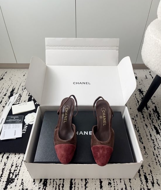 Chanel Luxury Leather Hollow Out Dress Pumps with Metal Buckle