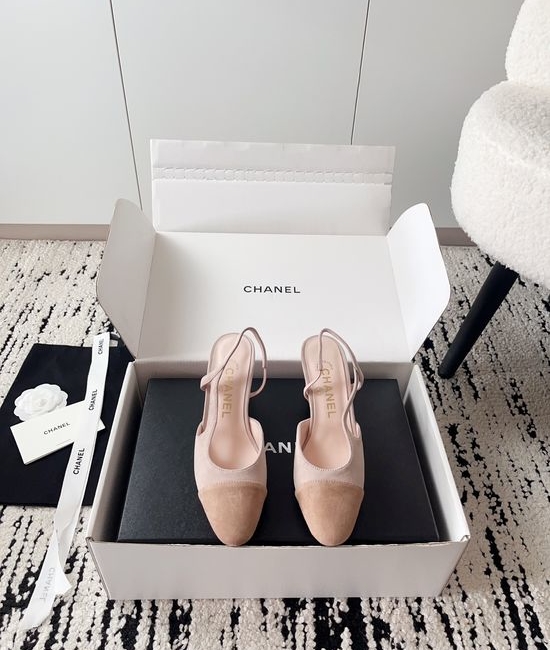 Chanel Luxury Leather Hollow Out Dress Pumps with Metal Buckle