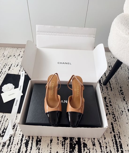 Chanel Luxury Leather Hollow Out Dress Pumps with Metal Buckle