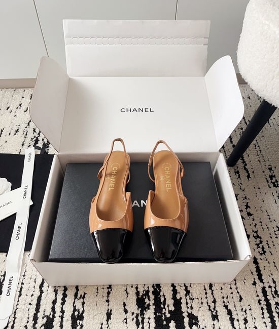 Chanel Luxury Leather Hollow Out Dress Pumps with Metal Buckle