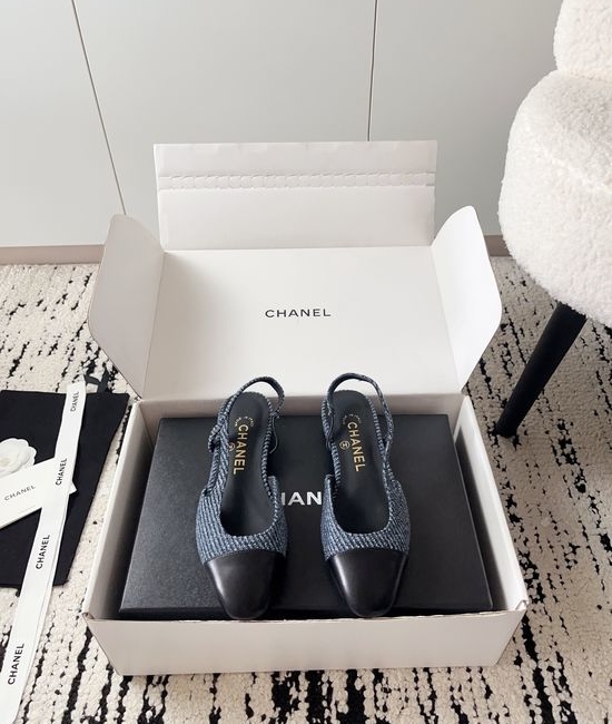 Chanel Luxury Leather Hollow Out Dress Pumps with Metal Buckle