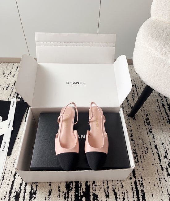 Chanel Luxury Leather Hollow Out Dress Pumps with Metal Buckle