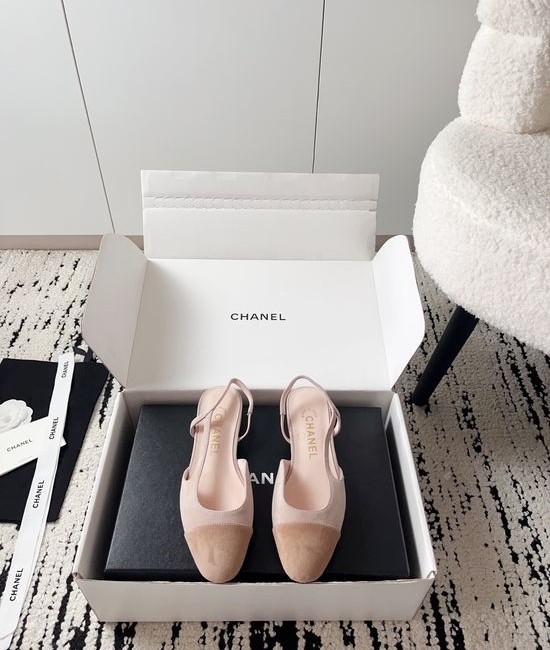 Chanel Luxury Leather Hollow Out Dress Pumps with Metal Buckle