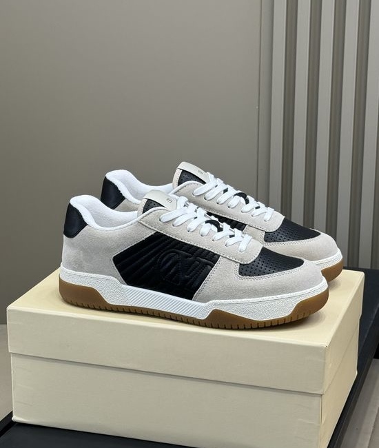 Valentino Stitched Leather Suede Casual Lightweight Sneakers