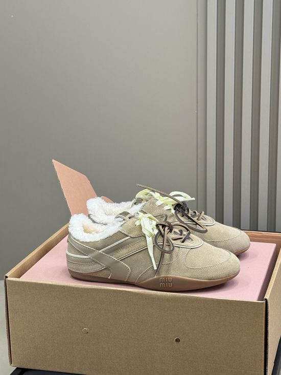 Miu Miu Classic Wool-Lined Derby Shoes