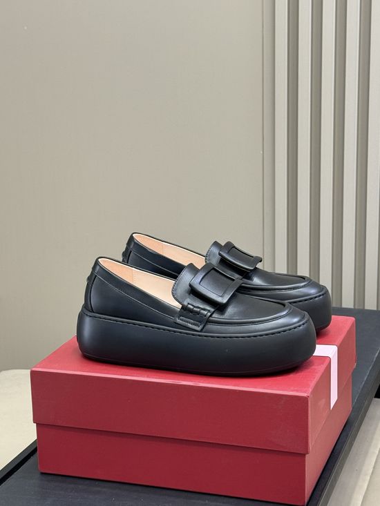 Roger Viver 60s-Inspired Space-Age Puff Shoes