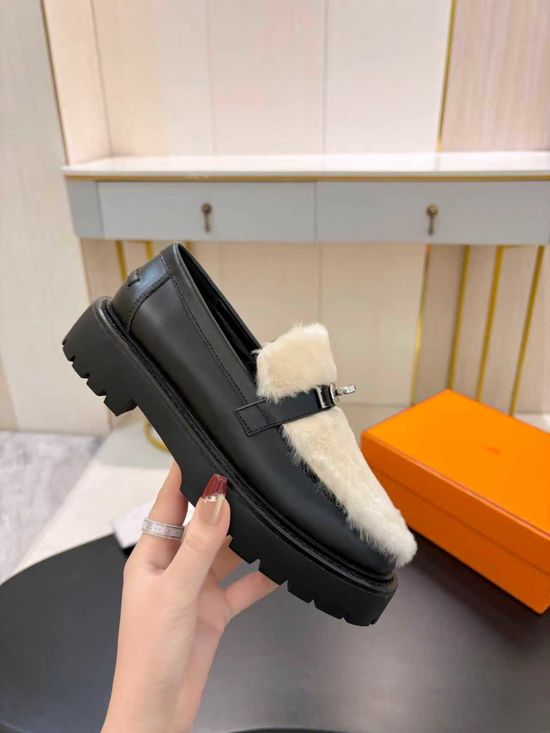Hermes Classic Buckle Low Heel Comfortable Casual Loafers