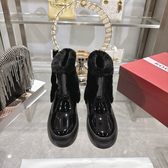 Roger Viver Patent Leather Wool Snow Boots With Decorative Rhinestone Buckle