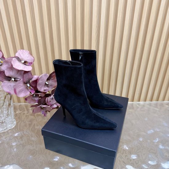 Yves Saint Laurent Sophisticated Zippered High Heel Booties