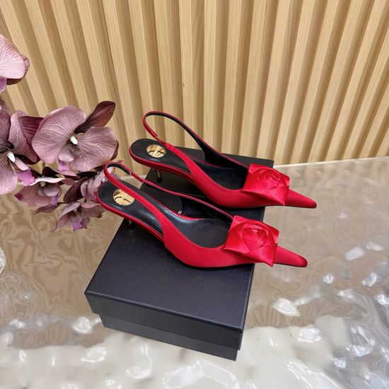 Yves Saint Laurent Elegant Lace-Tip High Heels with Metal Chain