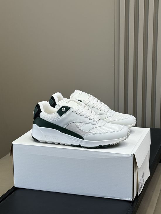 Hermes Casual Lightweight Breathable Comfortable Daily Sneakers