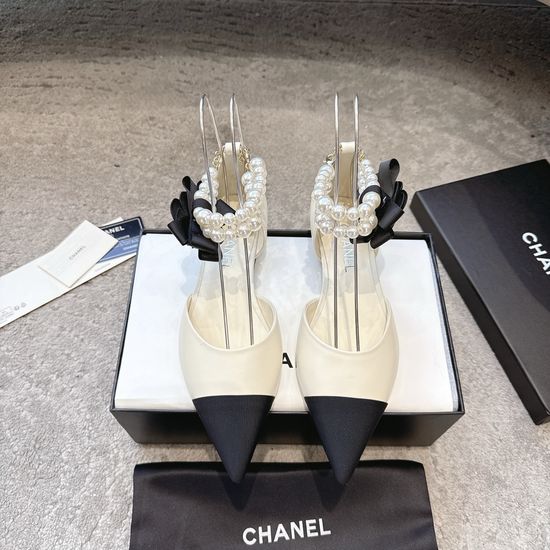 Chanel Stylish Pointed Toe Pearl Decor Hollow Casual Flats