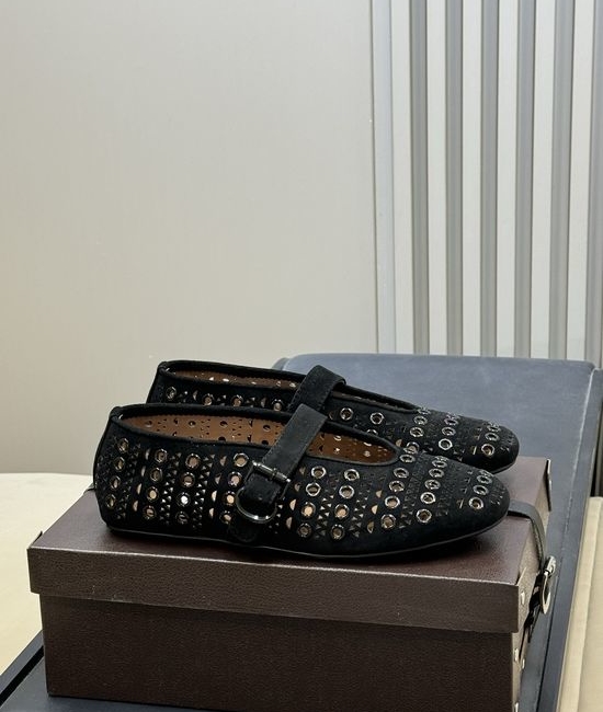 Alaia Metal Eyelet Ballet Flats Sheepskin Lining Non-slip Soft Sole