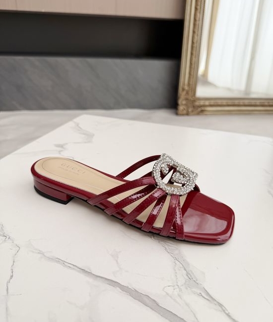 Gucci Rhinestone Decorated Dress Shoes Elegant Shiny Formal Footwear