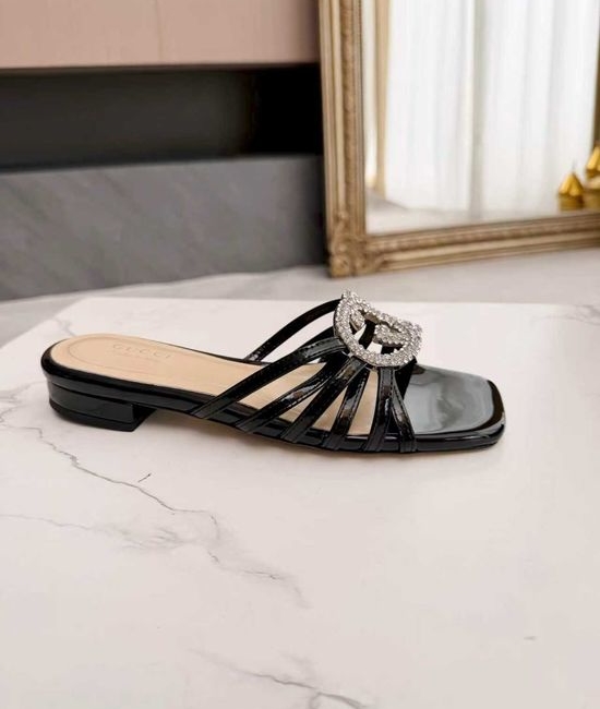 Gucci Rhinestone Decorated Dress Shoes Elegant Shiny Formal Footwear