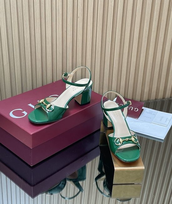 Gucci Patent Leather Block Heel Buckle Strap Sandals