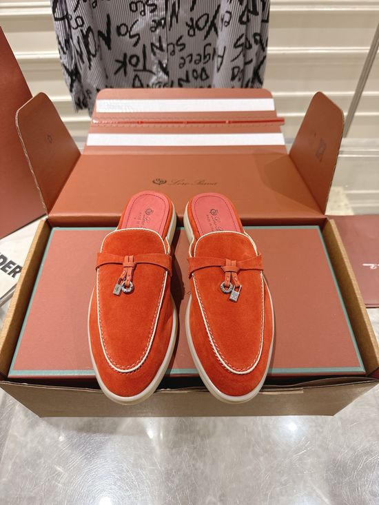 Loro Piana Soft Leather Slip-on Lightweight Breathable Comfortable Mules