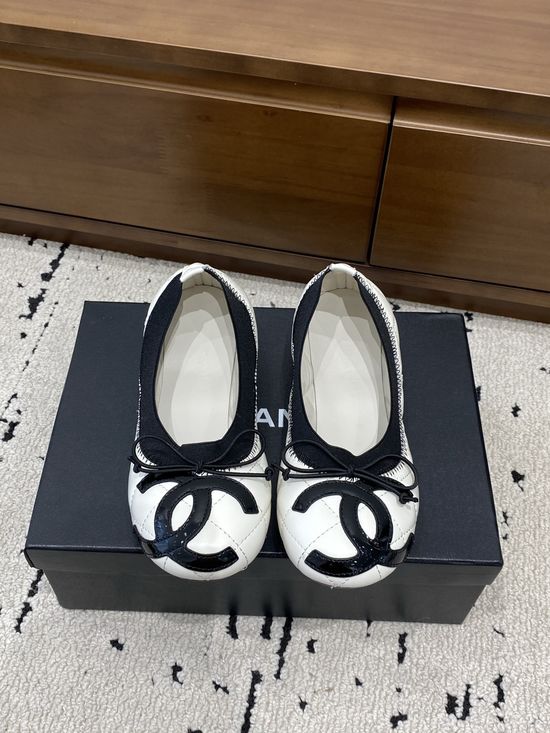 Chanel Classic Bow Decor Leather Ballet Flats