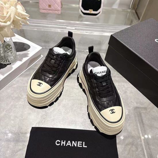 Chanel Versatile Casual Leather Shoes Embossed Logo Durable Sole