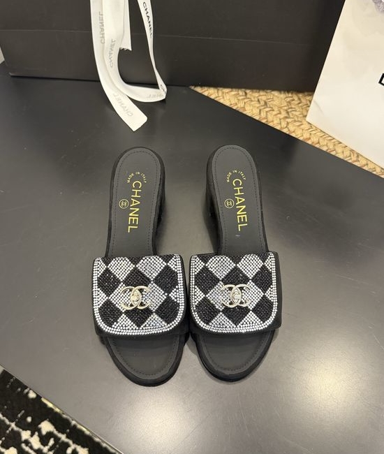 Chanel Premium Casual Daily Footwear with Luxury Packaging