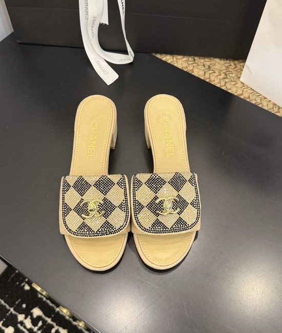Chanel Premium Casual Daily Footwear with Luxury Packaging