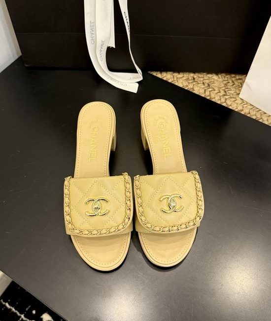 Chanel Premium Casual Daily Footwear with Luxury Packaging