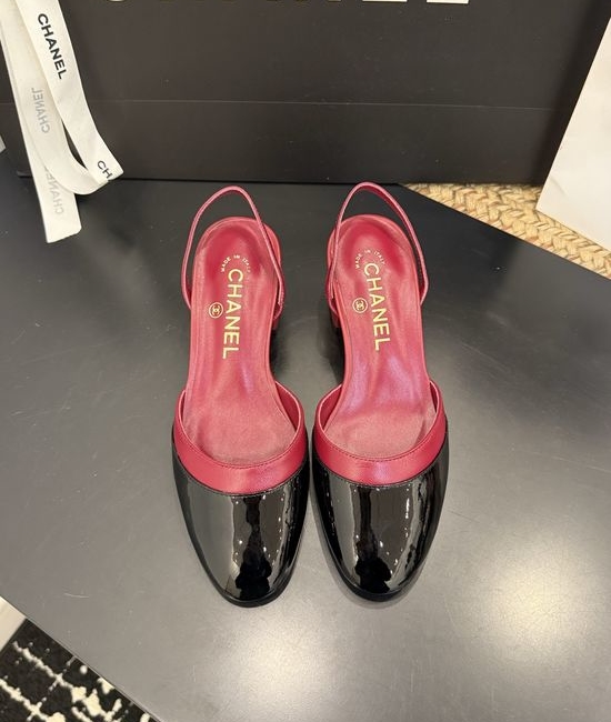 Chanel Premium Casual Daily Footwear with Luxury Packaging