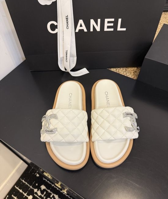 Chanel Premium Casual Daily Footwear with Luxury Packaging