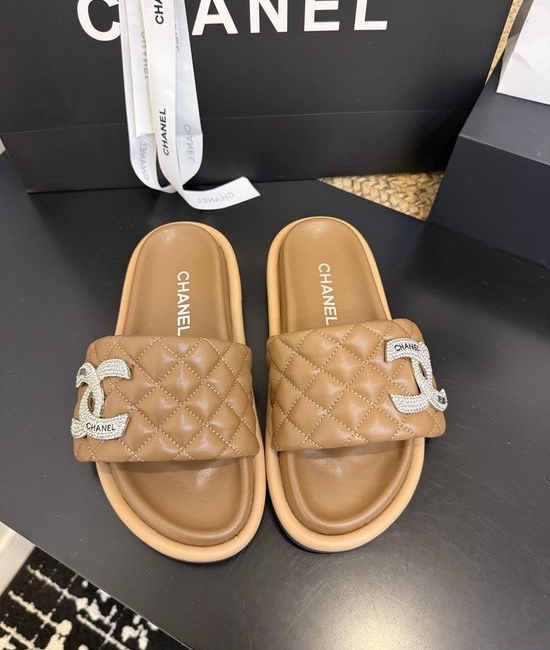 Chanel Premium Casual Daily Footwear with Luxury Packaging