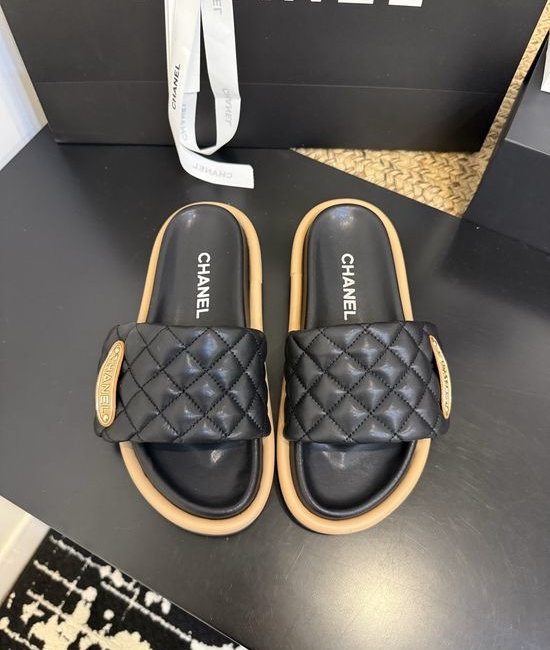 Chanel Premium Casual Daily Footwear with Luxury Packaging