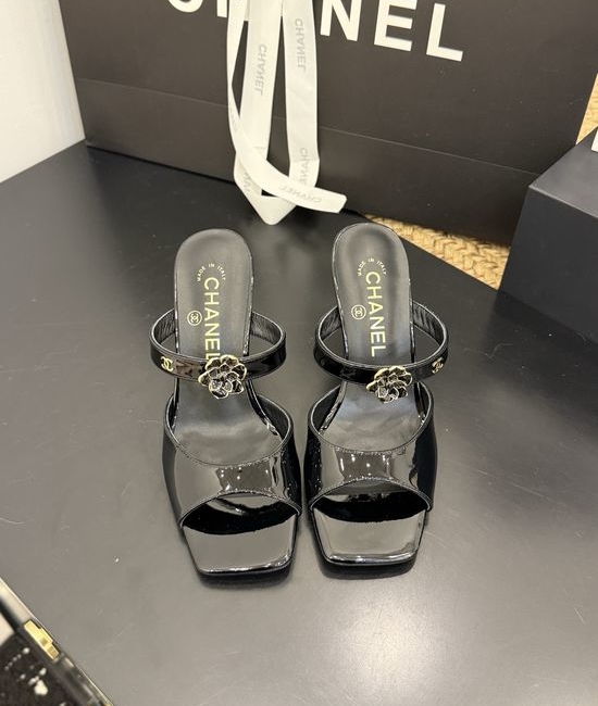 Chanel Premium Casual Daily Footwear with Luxury Packaging