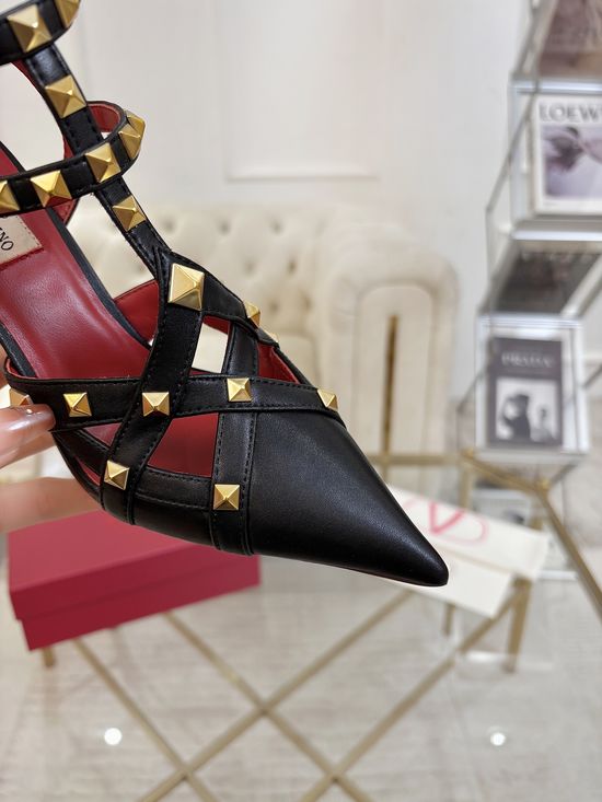Valentino Stiletto Hollow Rivet Cowhide Upper Elegant Fashion Shoes