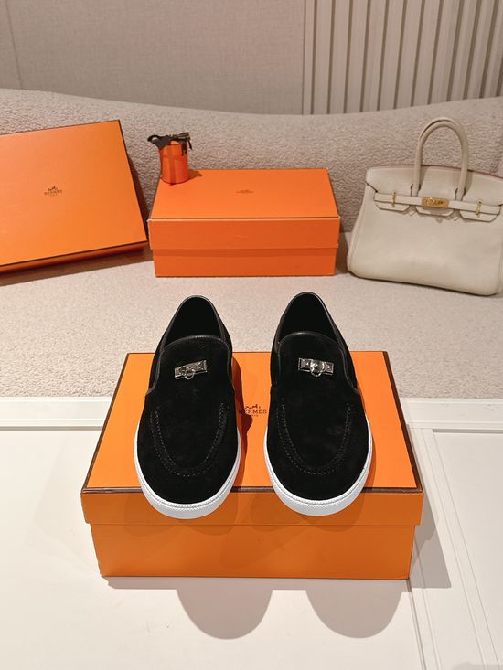 Hermes Classic Rivet Loafers Soft Genuine Leather Comfortable Slip On Shoes