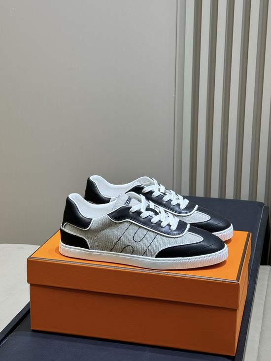 Hermes Premium Leather Comfortable Versatile Casual White Shoes