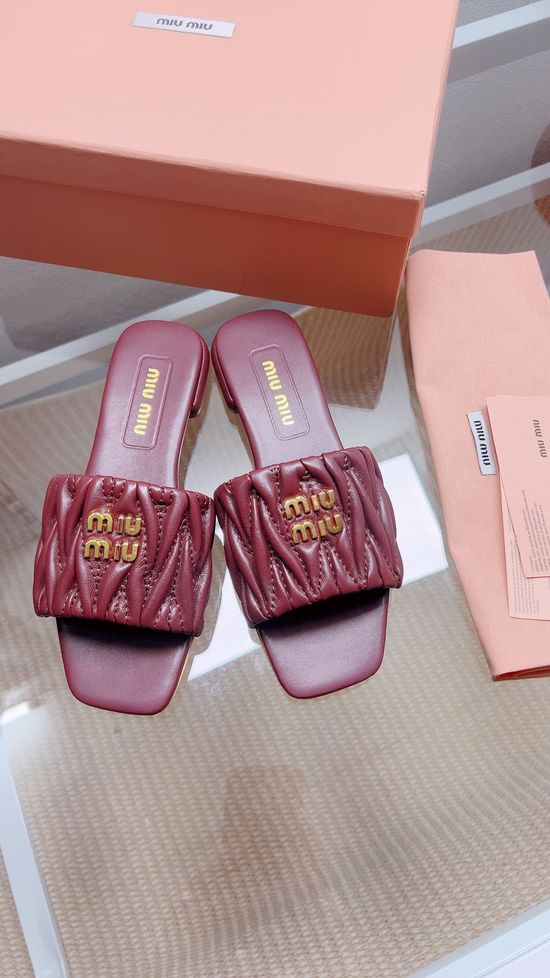 Miu Miu Soft Sheepskin Open Toe Flat Slide Sandals Premium
