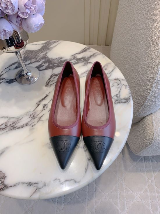 Chanel Pointed Toe Flat Leather Shoes Elegant Daily Wear