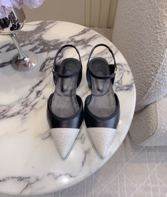 Chanel Pointed Toe Mary Jane Leather Shoes Classic Elegant Style