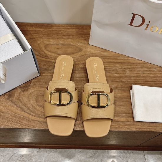 Christian Dior Classic Cut-out Design Low-heeled Shoes