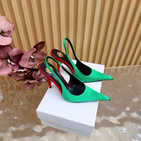 Yves Saint Laurent Sophisticated Pointed-Toe High Heels with Metal Chain