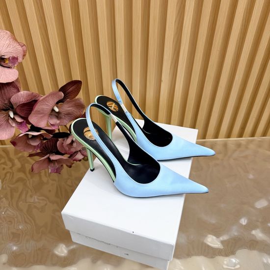 Yves Saint Laurent Sophisticated Pointed-Toe High Heels with Metal Chain