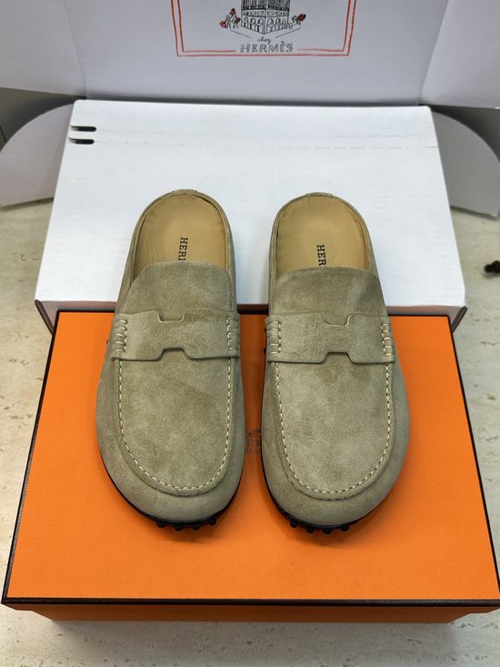 Hermes Flat Round-Toe Casual Mule Slippers with Genuine Leather
