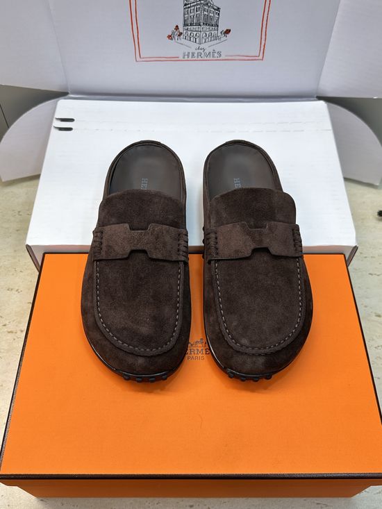 Hermes Flat Round-Toe Casual Mule Slippers with Genuine Leather