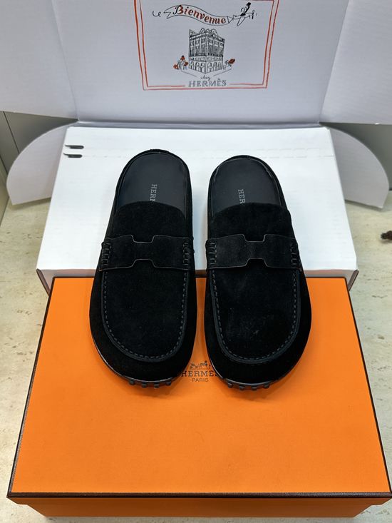 Hermes Flat Round-Toe Casual Mule Slippers with Genuine Leather