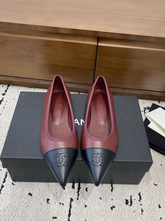 Chanel Two-tone Pointed Toe Mary Jane Flats Elegant Genuine Leather